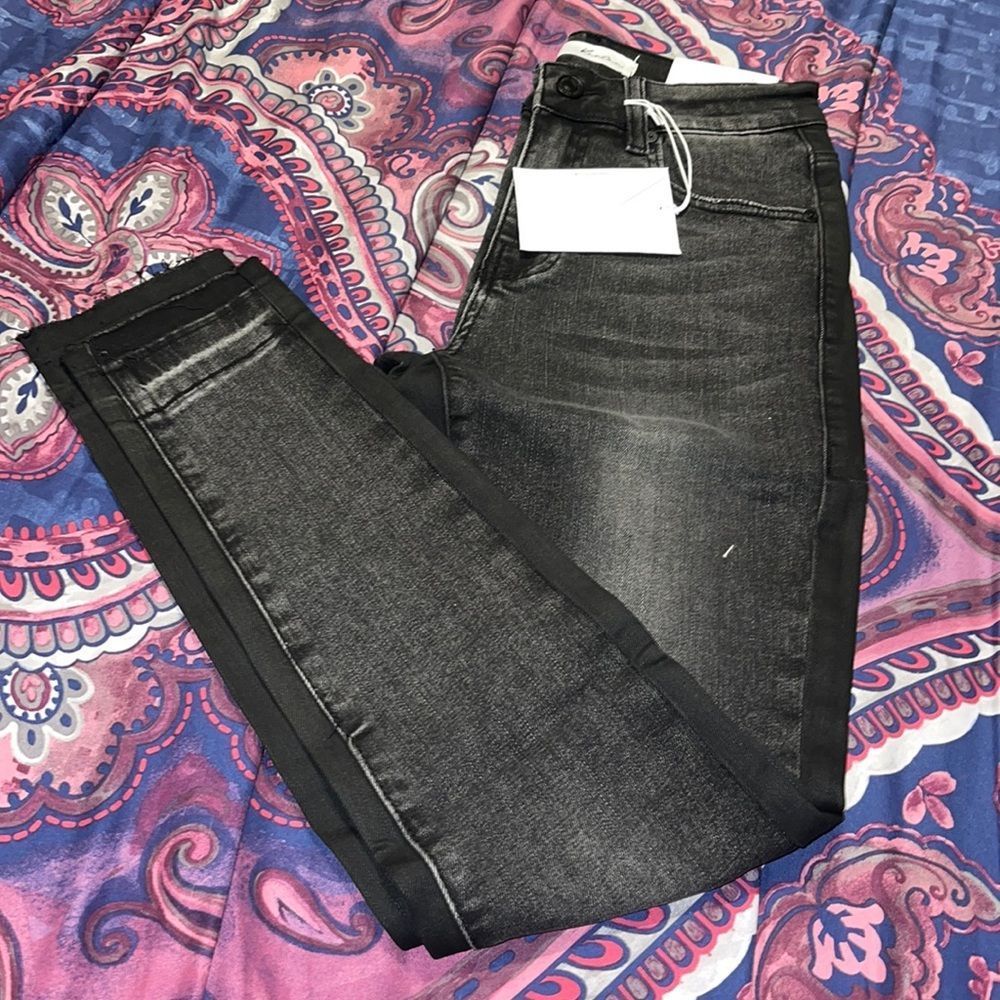 NWT Kancan Jeans